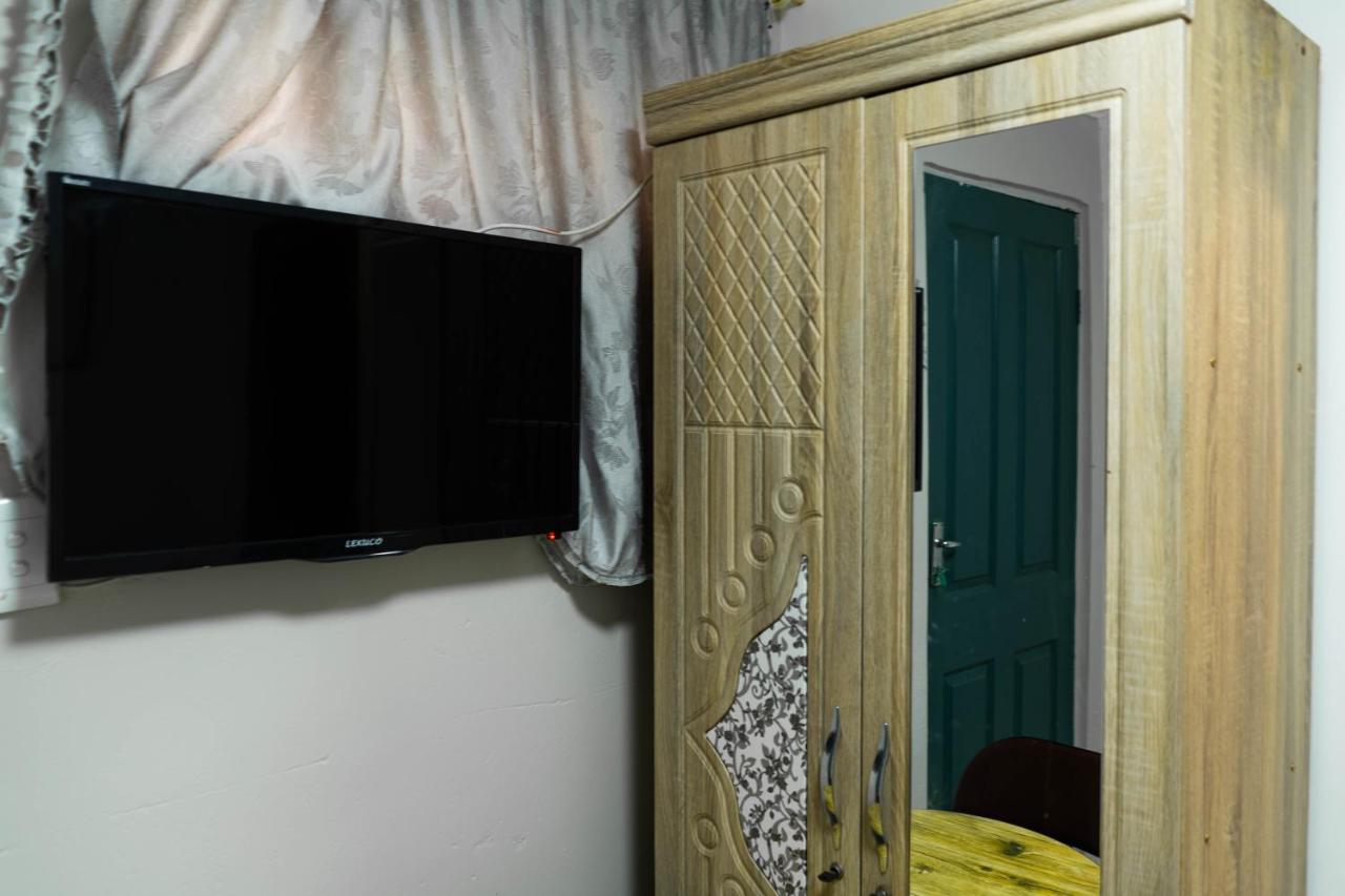 Albrine Lodge Белвил Екстериор снимка