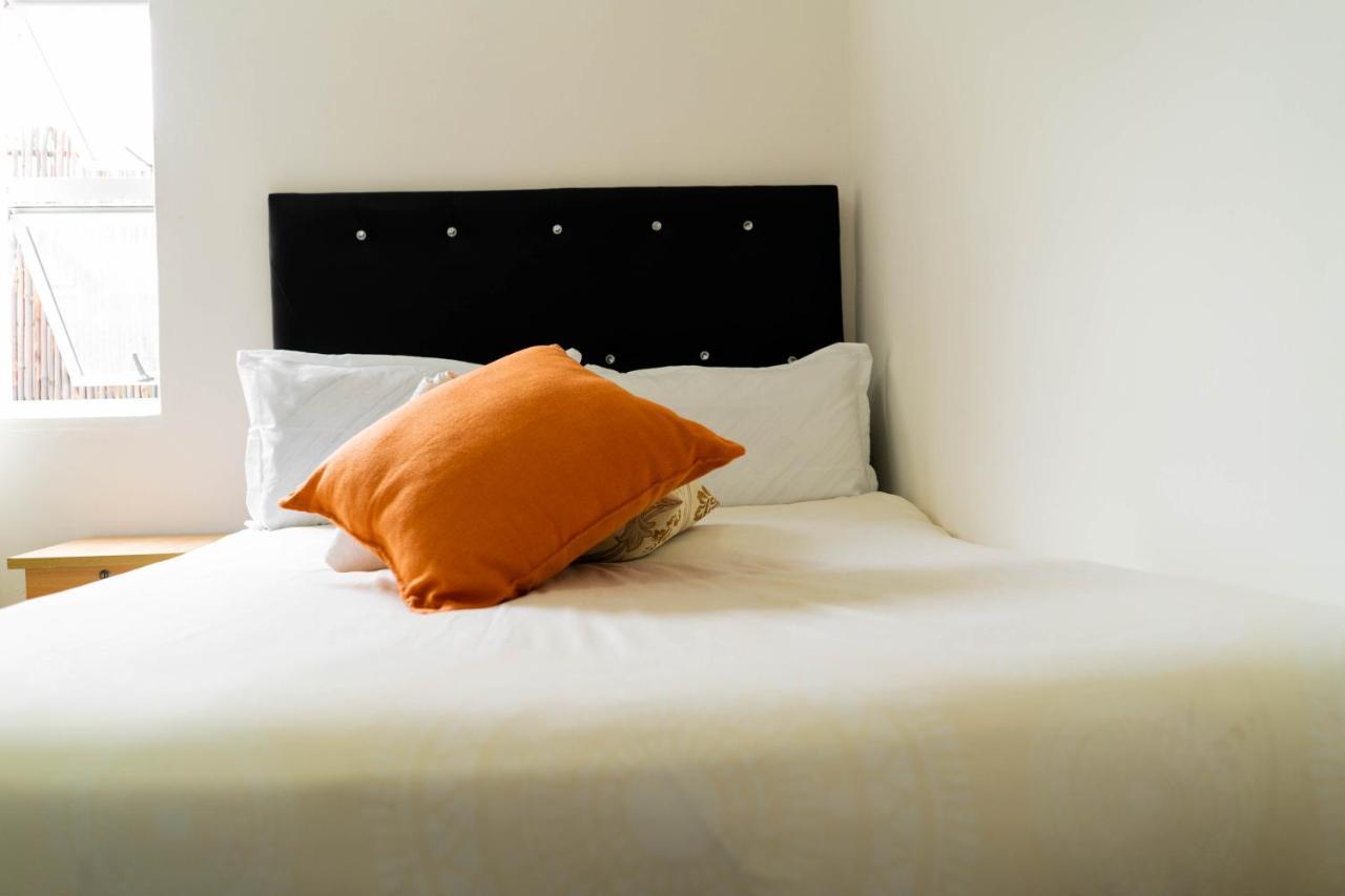 Albrine Lodge Белвил Екстериор снимка